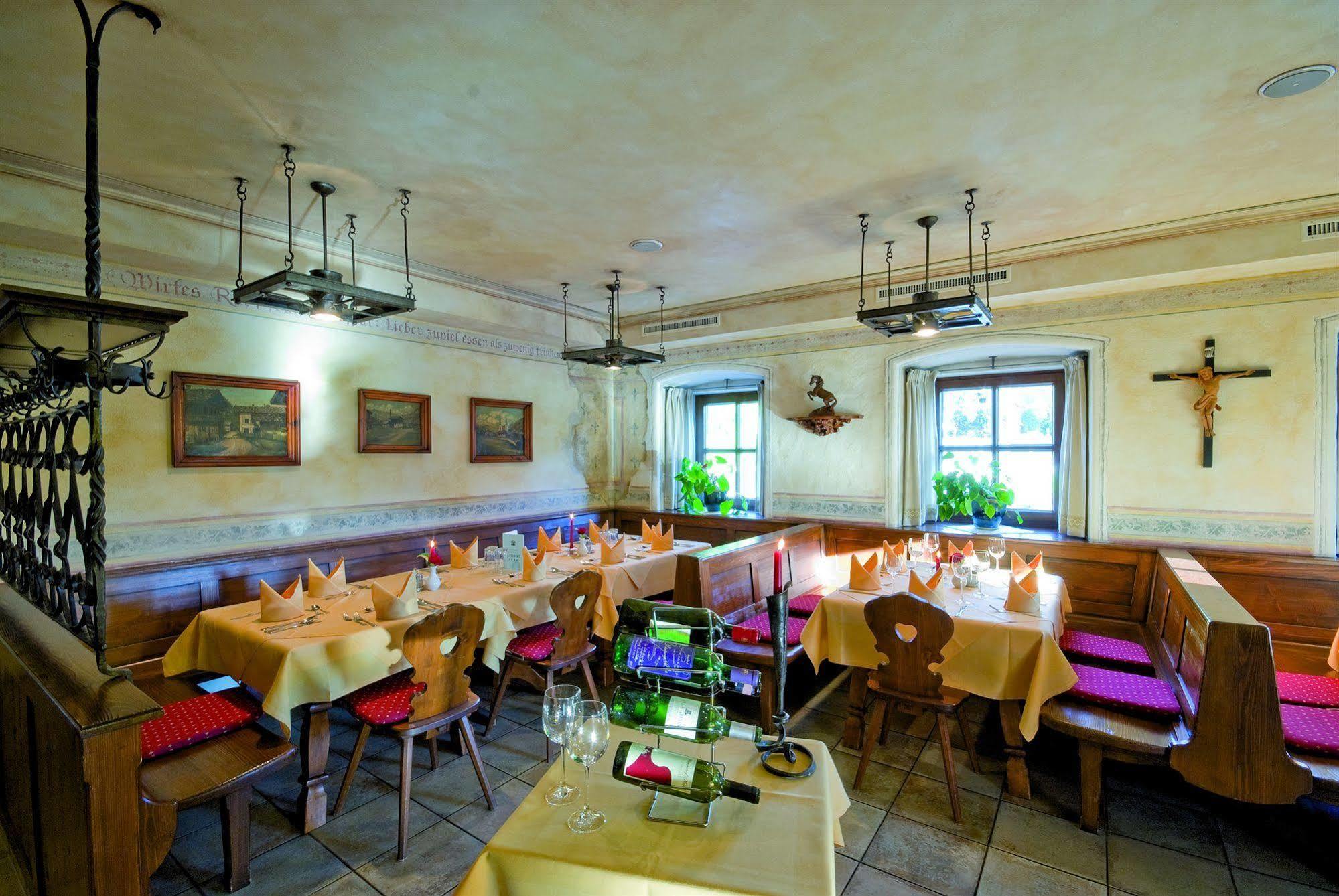 Hotel Reitlwirt Brixen im Thale Exterior photo